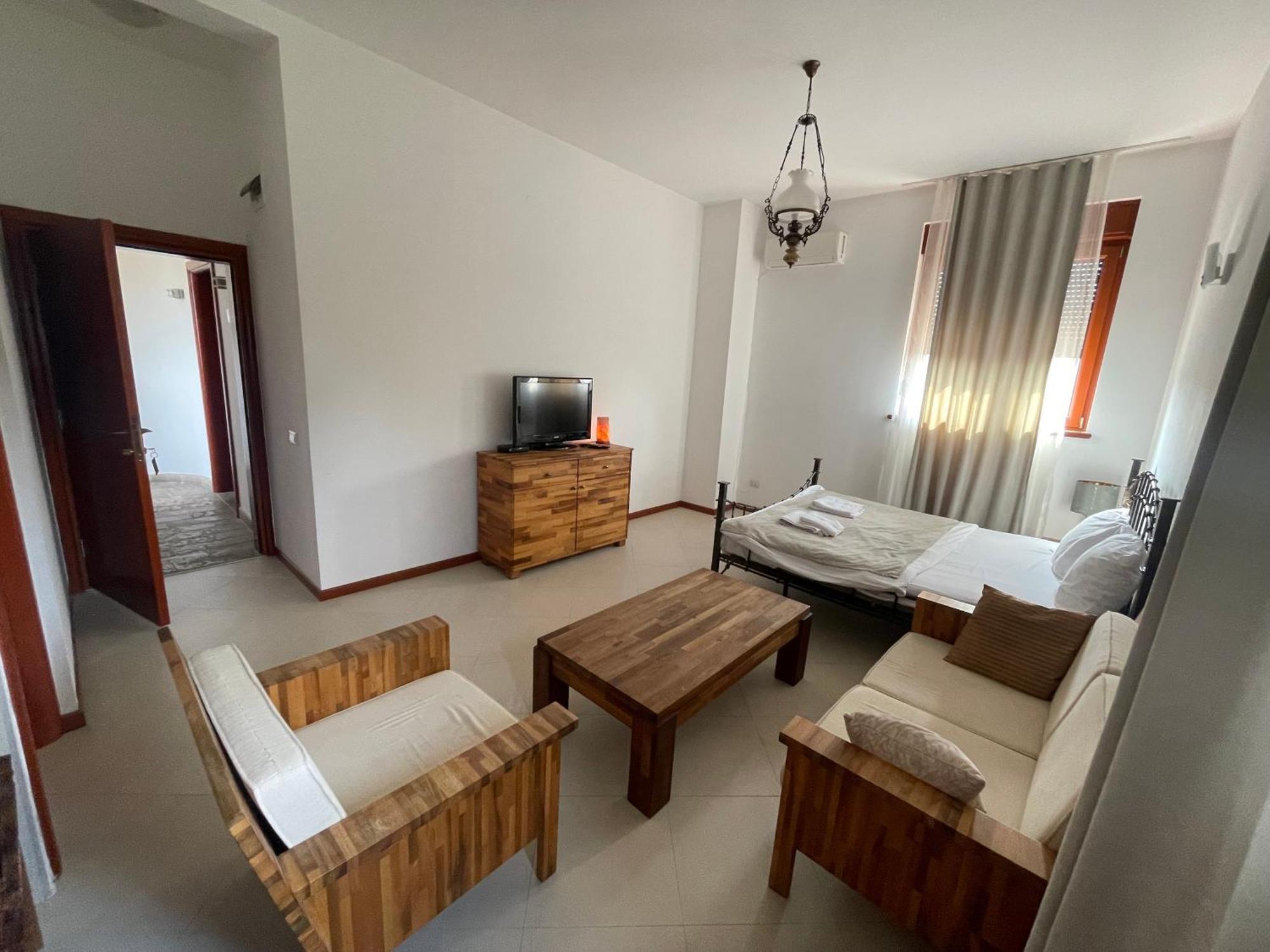 The Belgrade Hills Rooms And Suites Exteriér fotografie