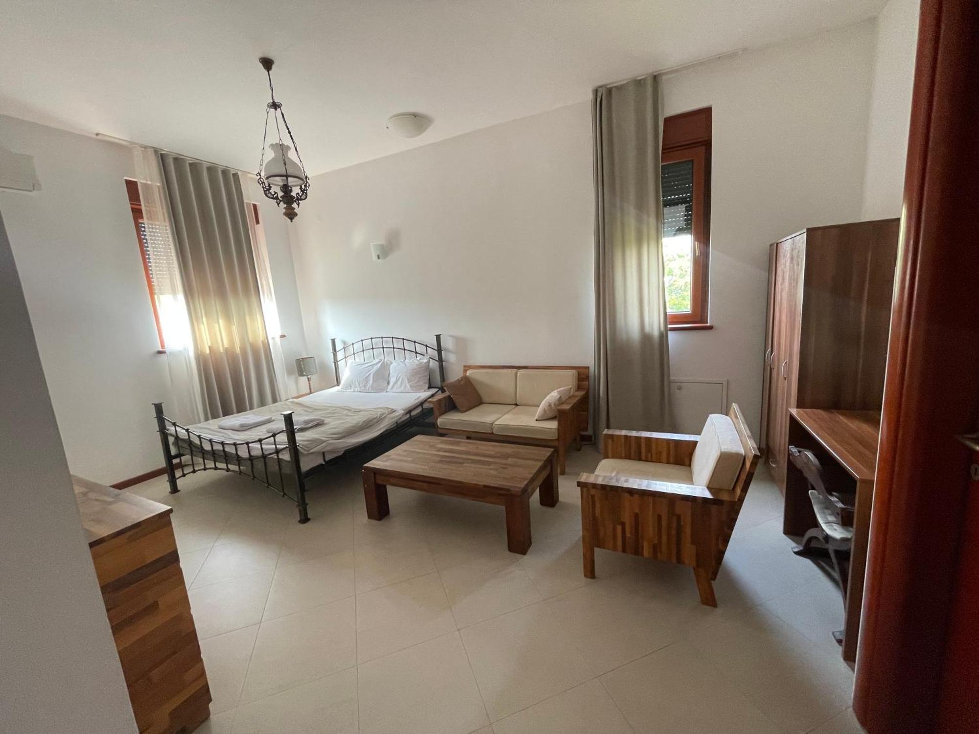 The Belgrade Hills Rooms And Suites Exteriér fotografie
