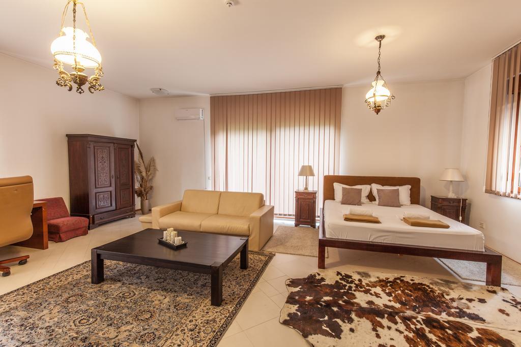The Belgrade Hills Rooms And Suites Exteriér fotografie