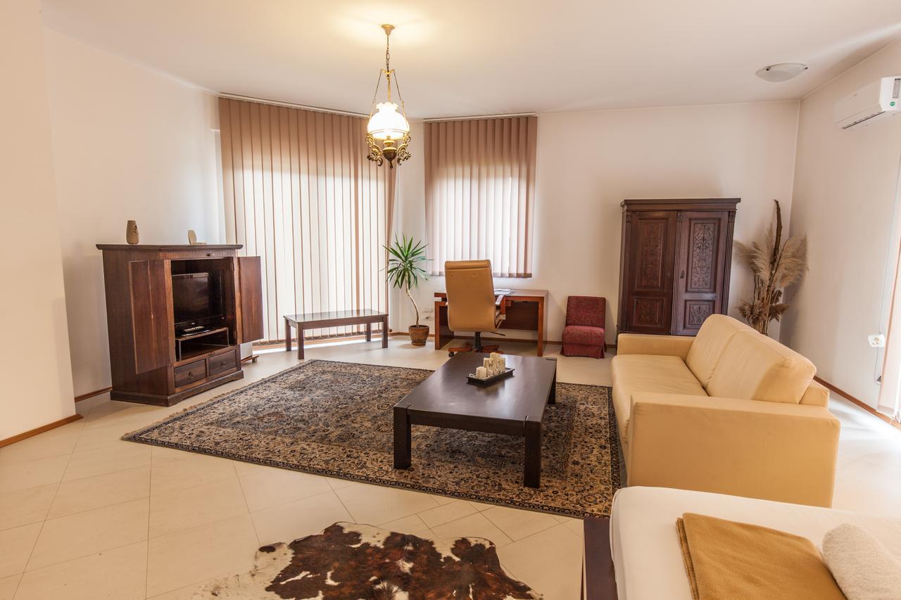 The Belgrade Hills Rooms And Suites Exteriér fotografie